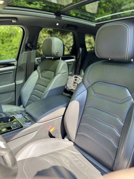 VW Touareg 2020 3.0tdi, perne,virtual cockpit,headup display,panoramic