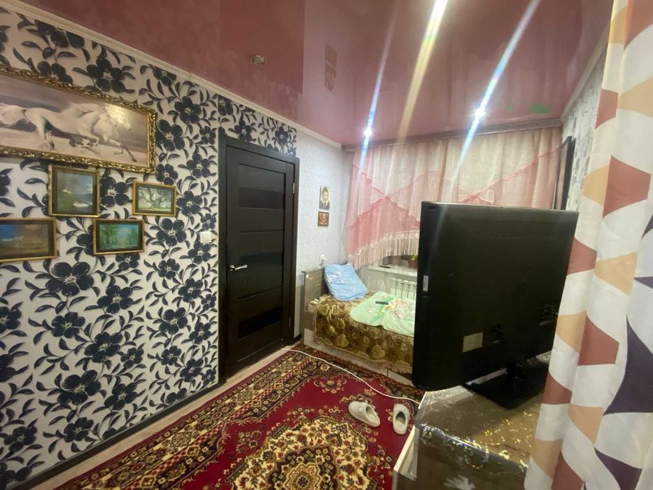 Продается 2 комн квартира Саина,6