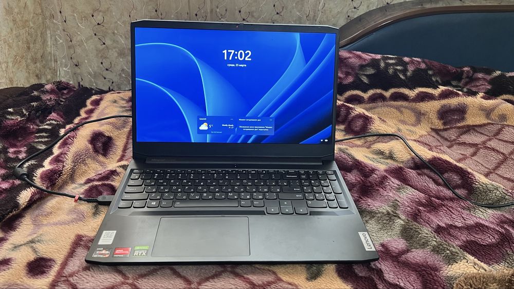 Продам ноутбук Lenovo