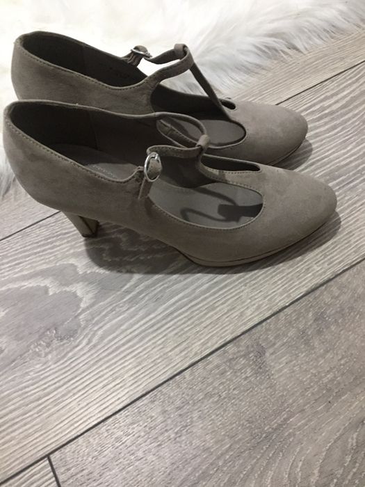 Vand pantofi marimea 39 graceland