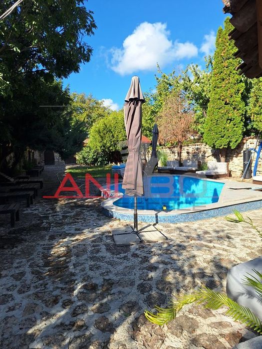 Продава се Къща в Варна, Галата - 660 кв.м за 1288 €/кв.м - Снимка #3