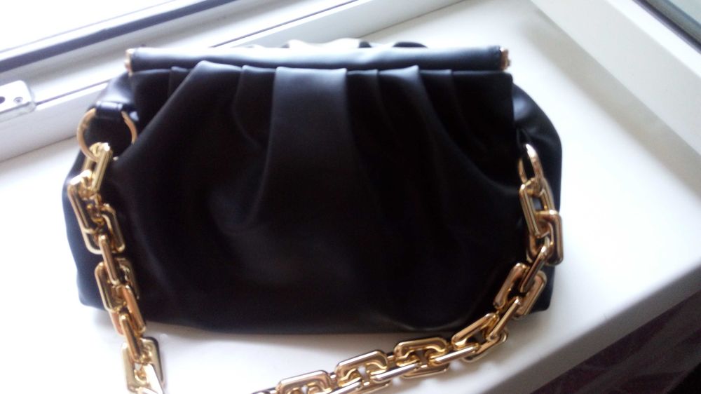 Качественные женскиесумки.