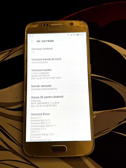 Samsung Galaxy S6 – stare bună, complet funcțional