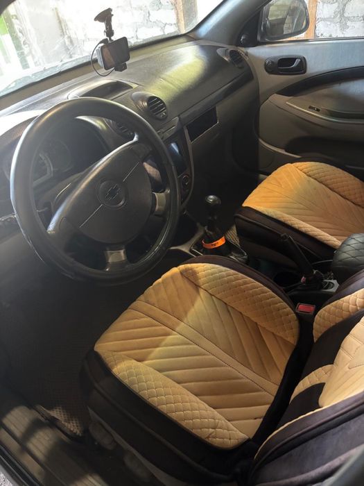 Продам автомобиль Chevrolet Lacetti