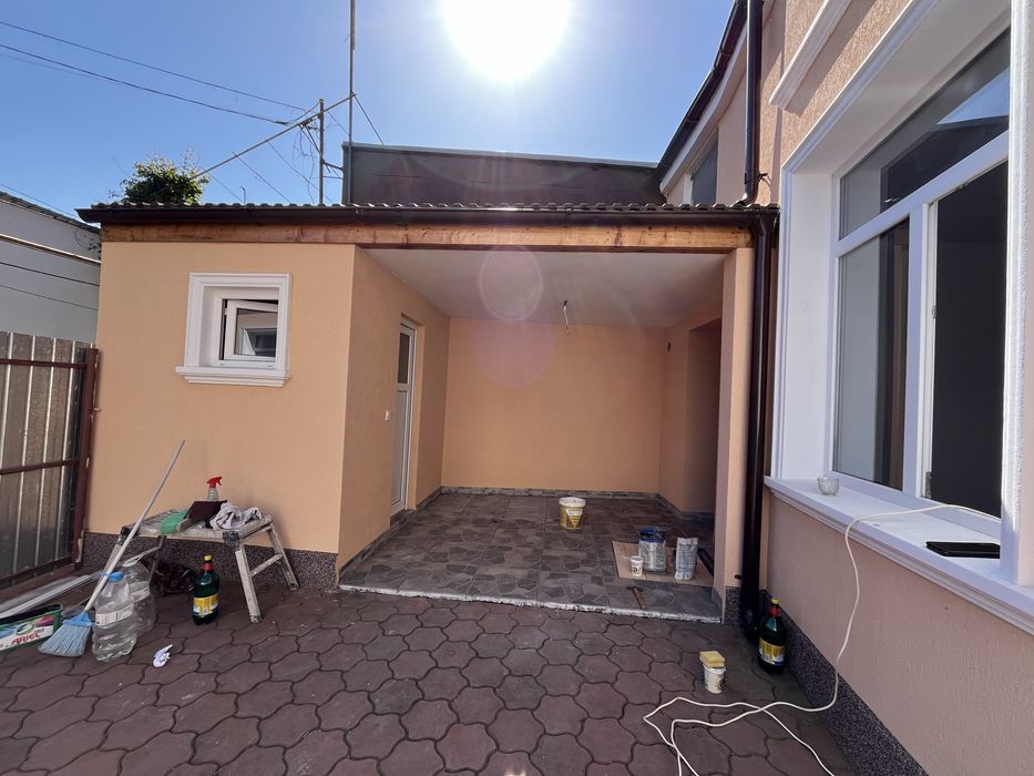 Casa caramida 3dormitoare-Zona Centrala