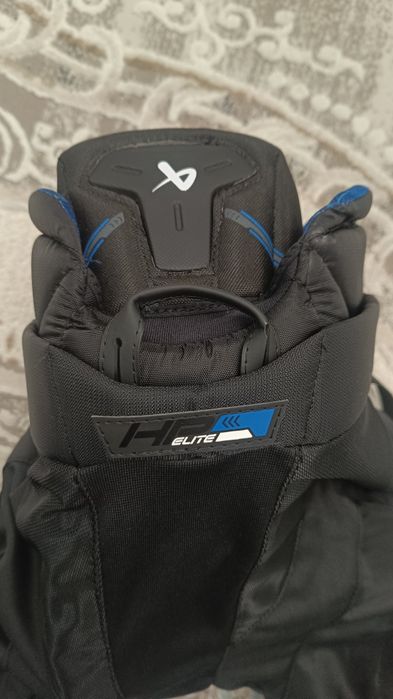 Продам хоккейные шорты (трусы) Bauer