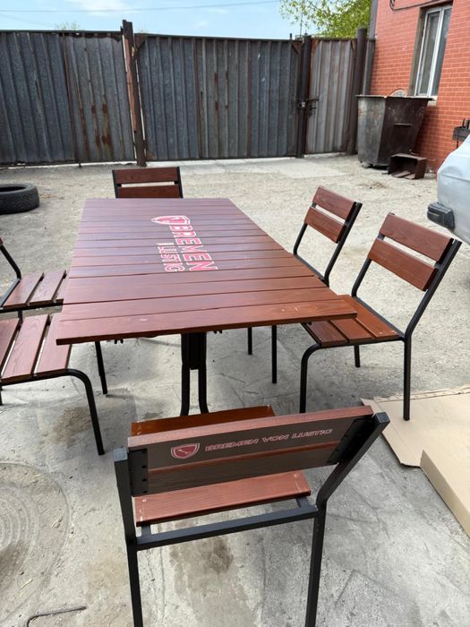 Продам стол и стулья