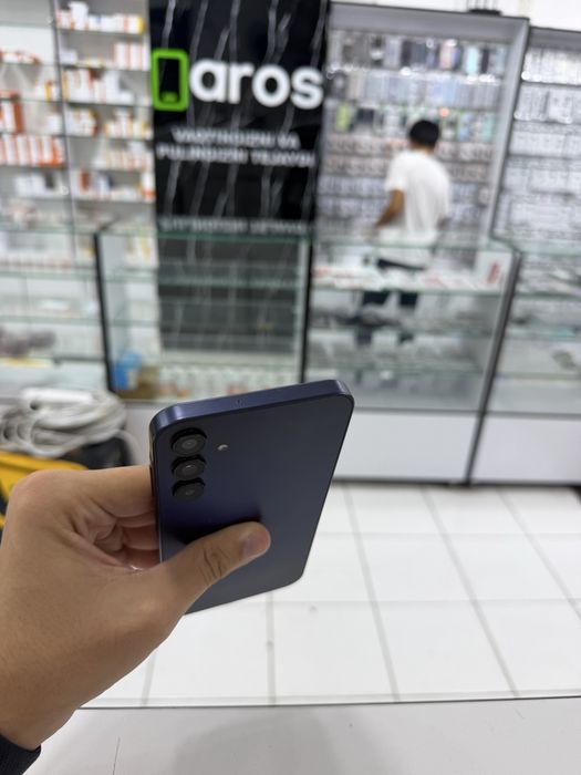 Samsung A15 128gb срочни сотилади
