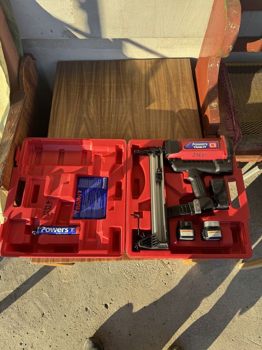 Pistol cuie Power Trak-IT C3 ST