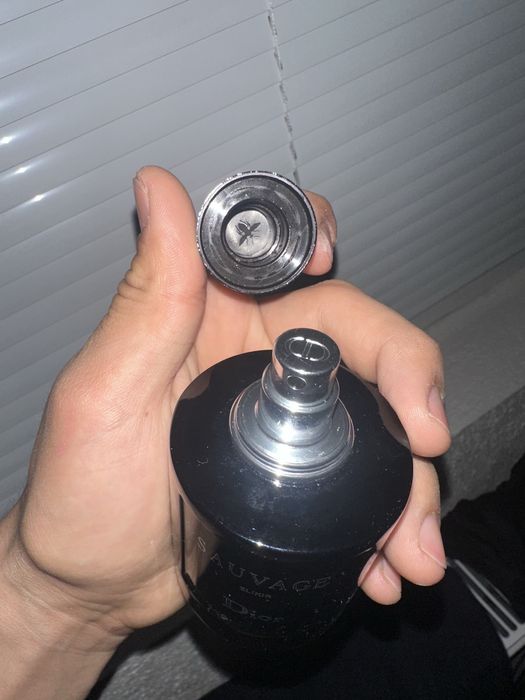 Продавам парфюм DIOR SAUVAGE