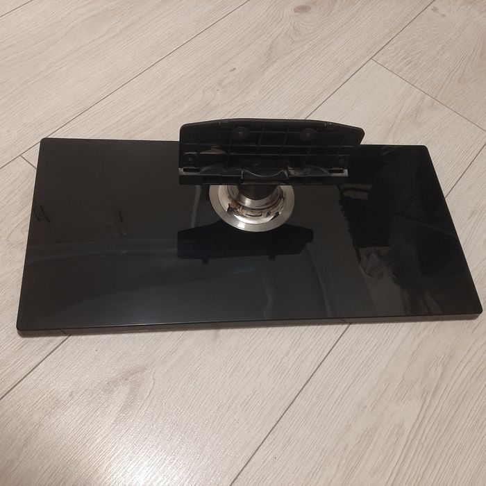 Подставка под телевизор