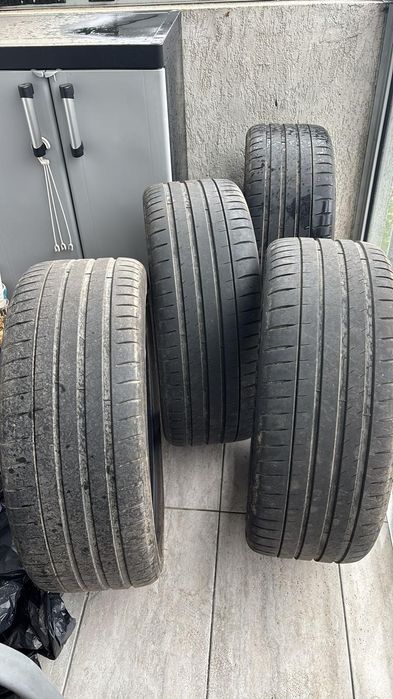 Michelin 255 45 20
