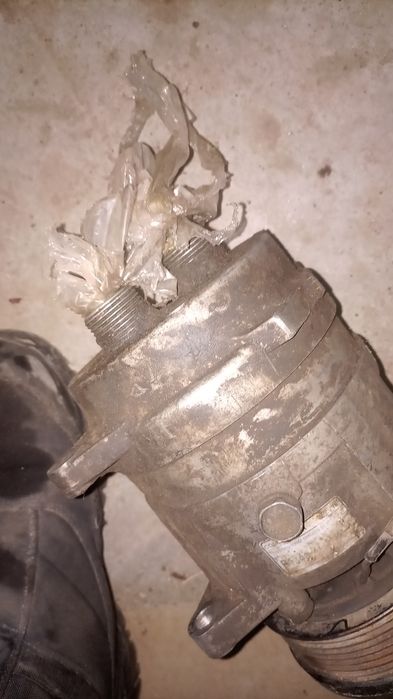 Продам.гбц.блок ВАЗ 124-мотор