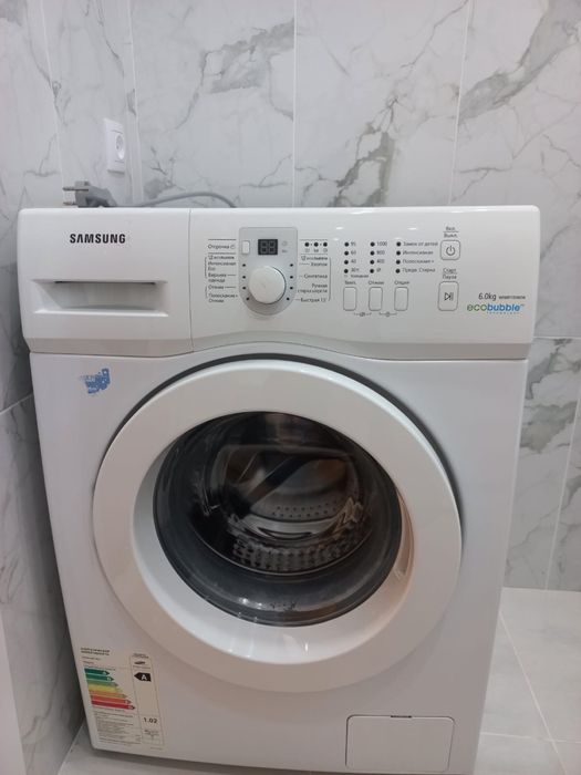 Продам стиральную машинку samsung