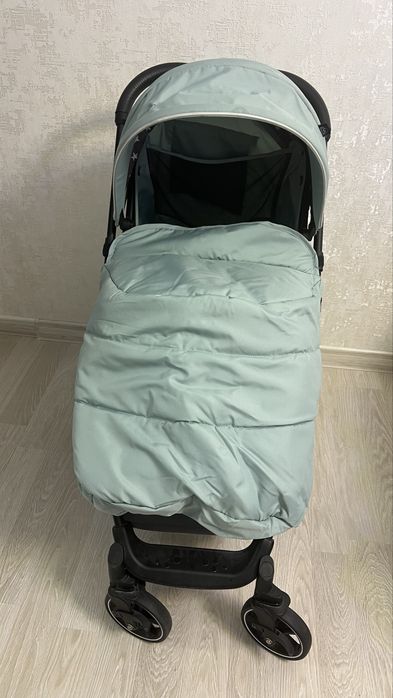 Продам детскую коляску