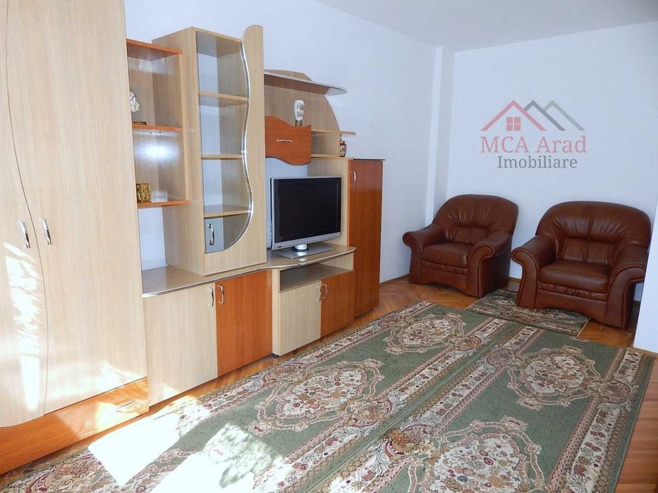 Apartament 2 camere lângă Spitalul Județean și facultate.
