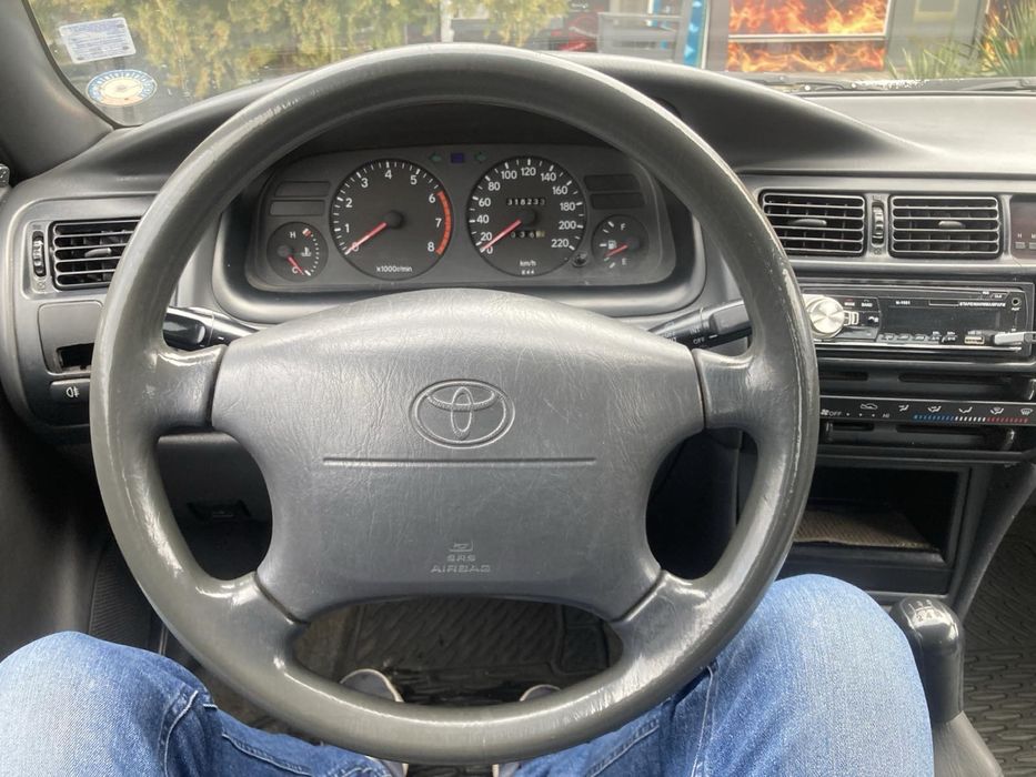 Toyota Corolla 1.3 Бензин