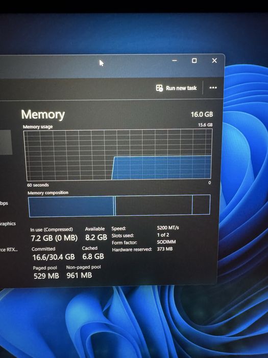 Laptop gaming GIGABYTE RTX 4050, 16GB RAM, 1TB SSD
