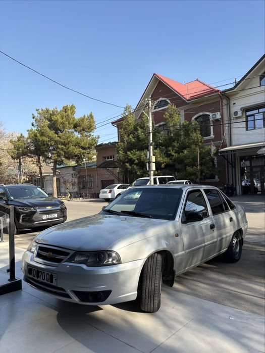 Arenda nexia 2 xolati yaxshi