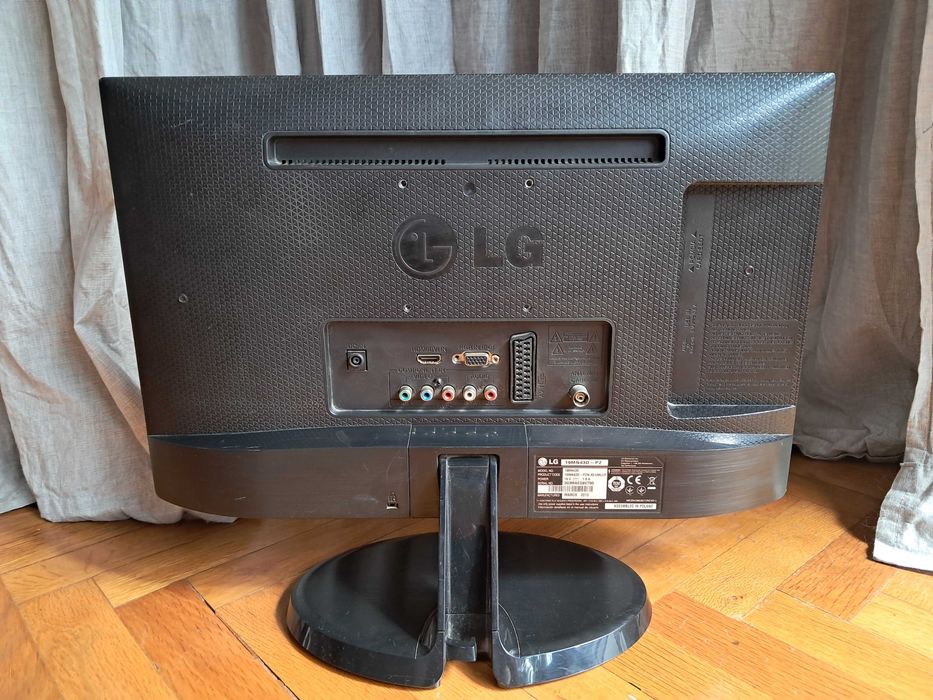 Монитор 18.5" - 19MN43D-PZ (със звукова система)