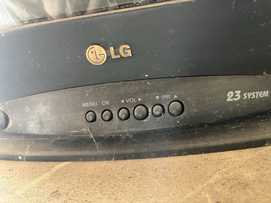 Телевизор бу 3 еуін  10 мыңға беремін