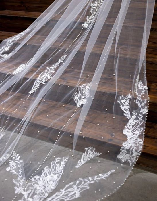 Voal mireasa cu perle si model