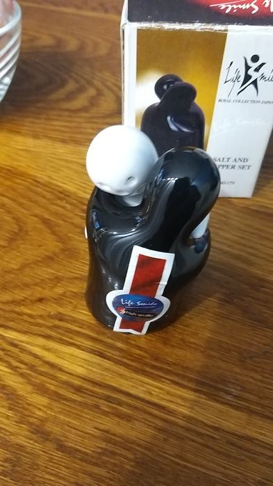 Набор для соли и перца