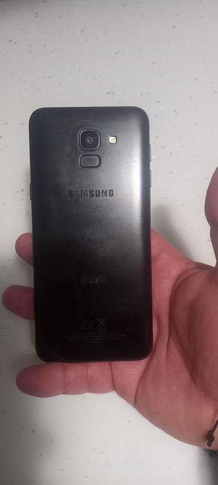 Telefon Samsung j6