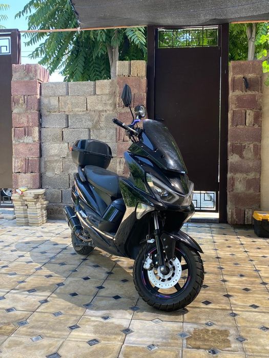 Мопед 175 куб макси