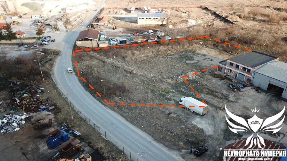 Продавам парцел 3900кв. УПИ в гр.Асеновград ПЗ Север, първа линия