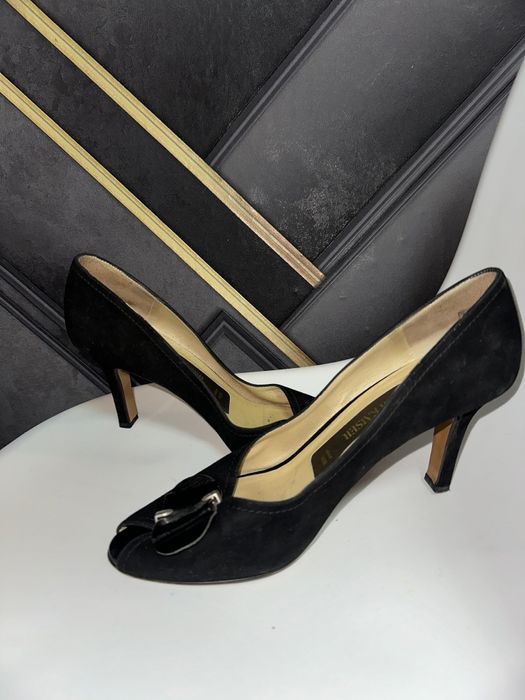 Продам 3 пары обуви 41р