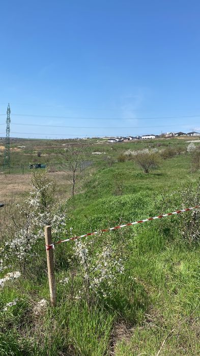 Teren 1000m intravilan