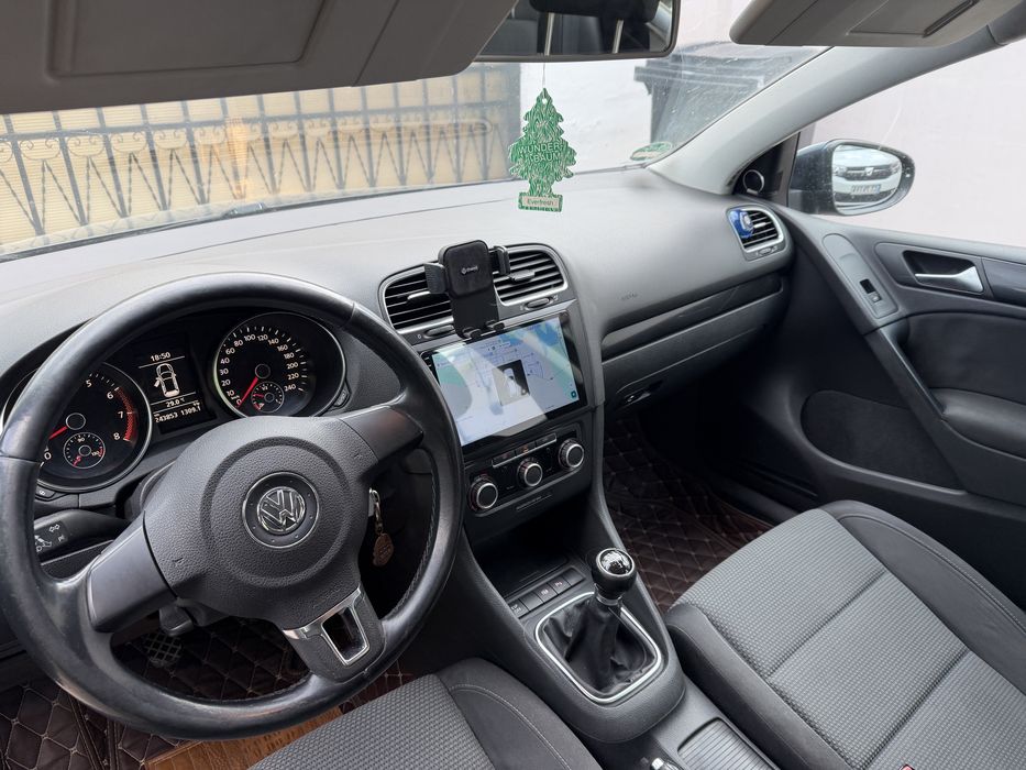 Golf 6 ,  benzina  1.4.  Tsi  122