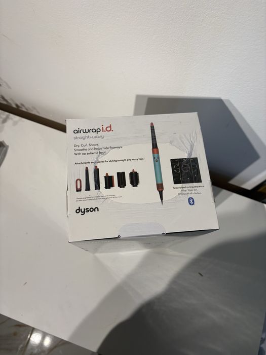 Dyson Hs08 nou sigilat