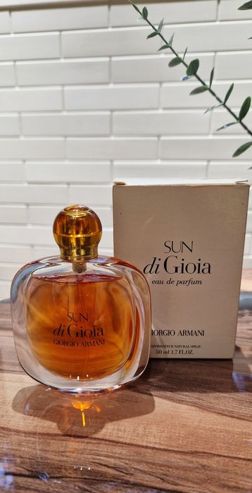 Продам парфюм Armani Sun di Gioia