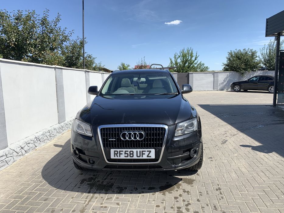 Vand Audi Q5 3.0 TDI 2009 VOLAN DREAPTA