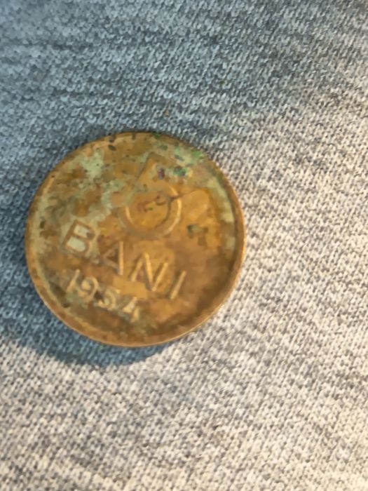 Vând 5 bani  din 1954