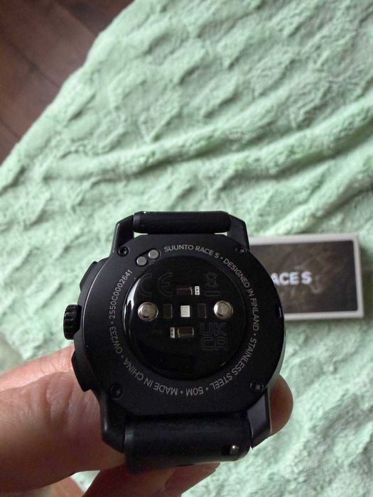 Suunto Race S All Black + допълнителна каишка | Отлично състояние