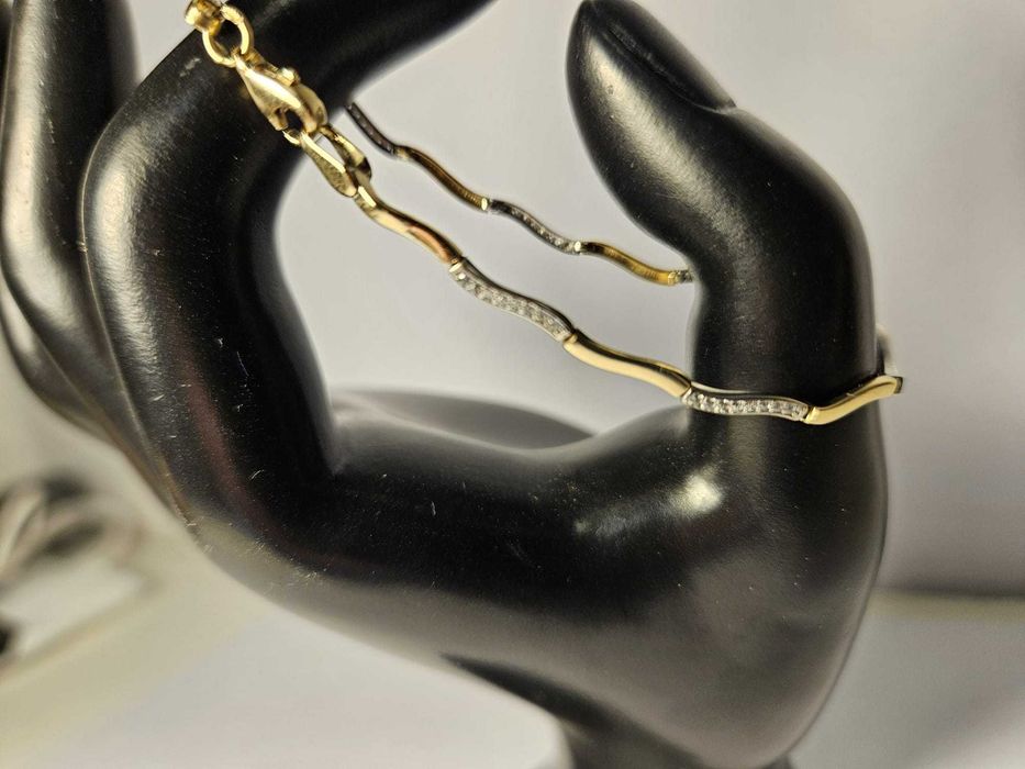 Brățară din aur 14K cu pietre strălucitoare – 3,42 g