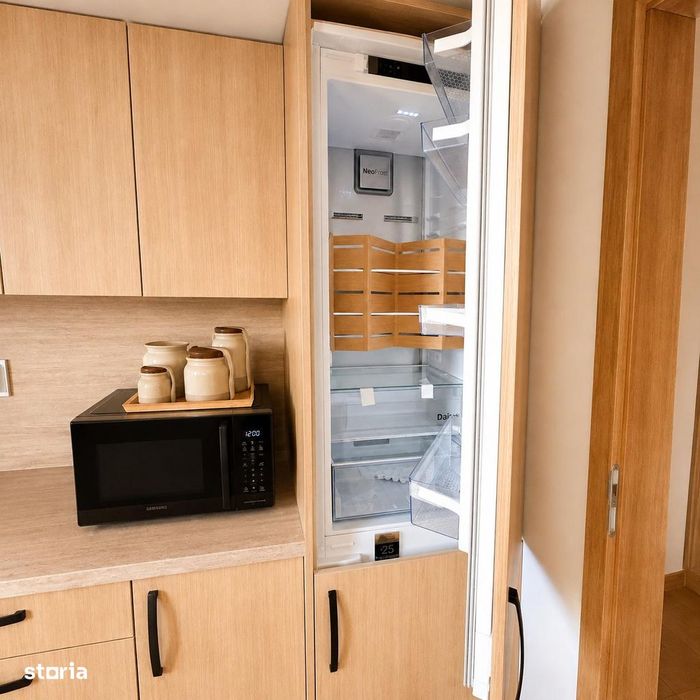 Apartament pe două niveluri mobilier la comandă  loc de parcare inclus