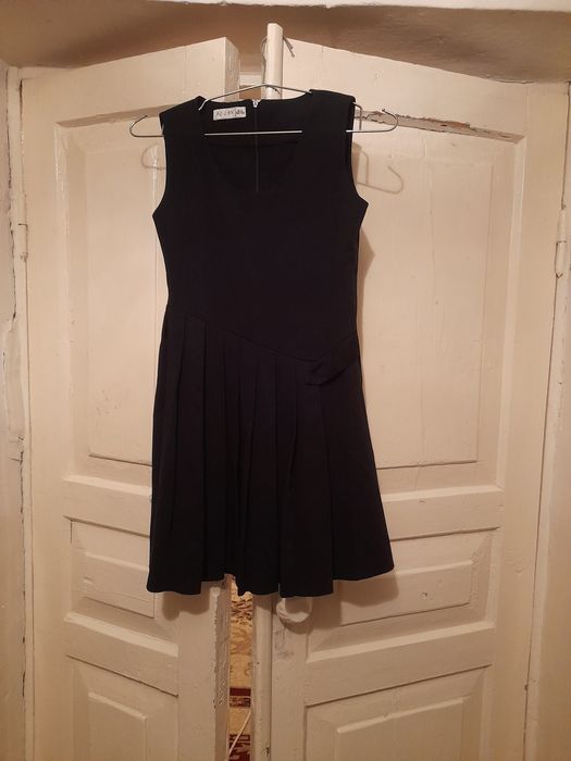 Кыздар киимдери 2000 тг