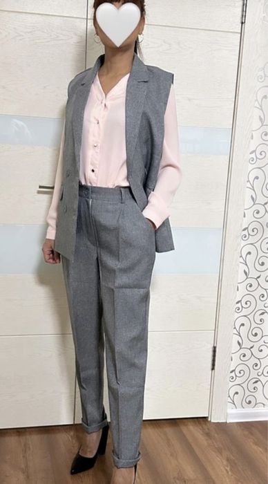 Новый костюм с биркой