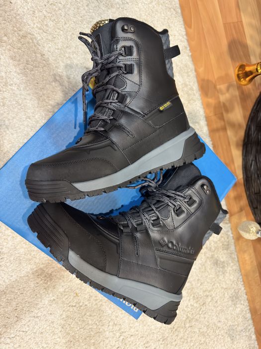 Продам новые ботинки Columbia