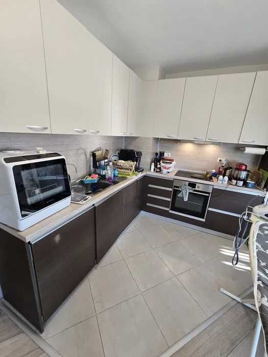 Дава се под наем Тристаен апартамент в София, Зона Б-18 - 100 кв.м за 750 € - Снимка #3