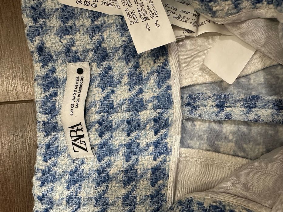 Къси панталони Zara, Bershka