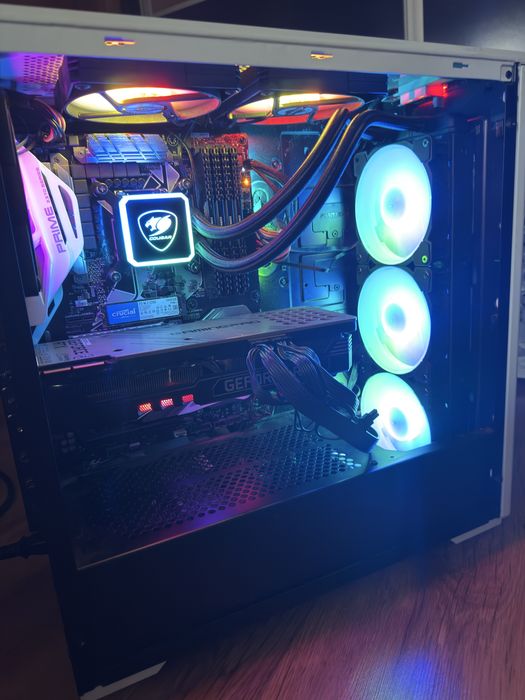 Геймърски компютър/ I9 9900K/Водно/32GB/RTX 3090 24GB/1TB SSD+1TB HDD