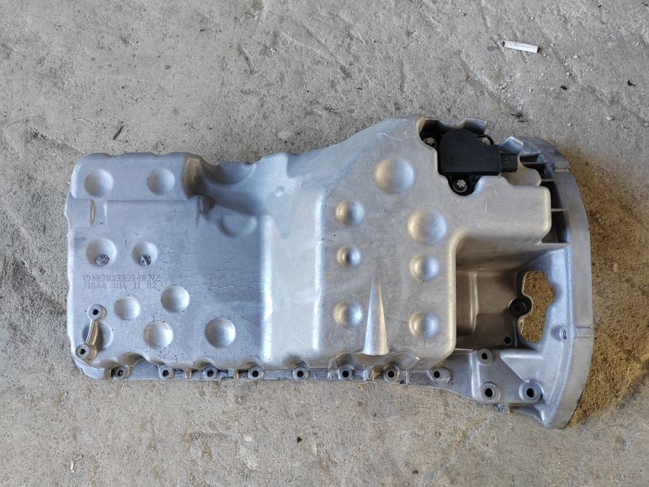 На части Mercedes C-class W203 2.2 CDI ,турбо, скорости, картер