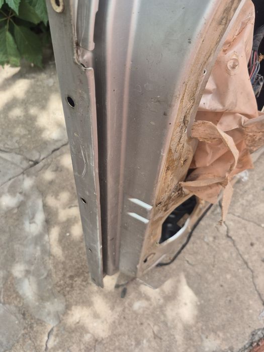 Дверь Mercedes W210 S210 универсал