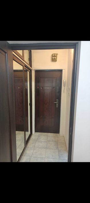 Închiriez garsonieră Dristor Metrou