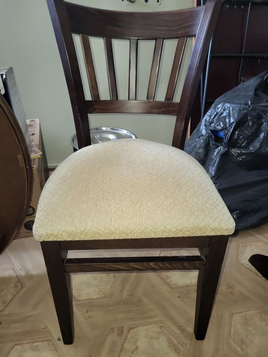 Маса разтегателна със столове